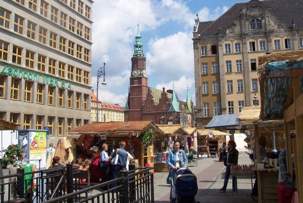 Old Town Shopping Square